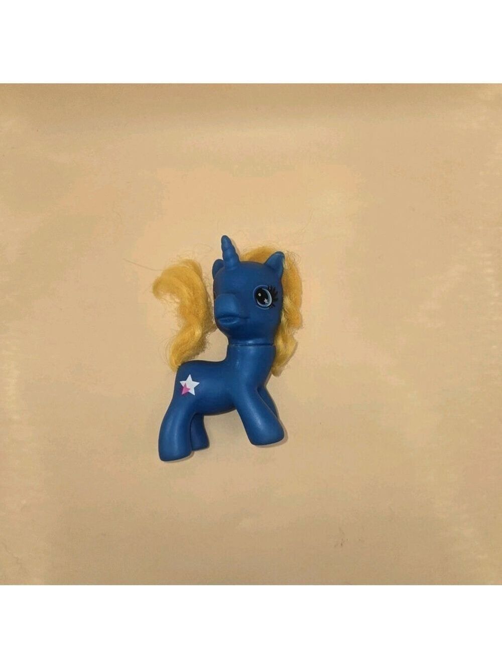 Vintage Gi-Go Wonder Pony Land Blue Unicorn with Yellow Hair and Star Cutie Mark